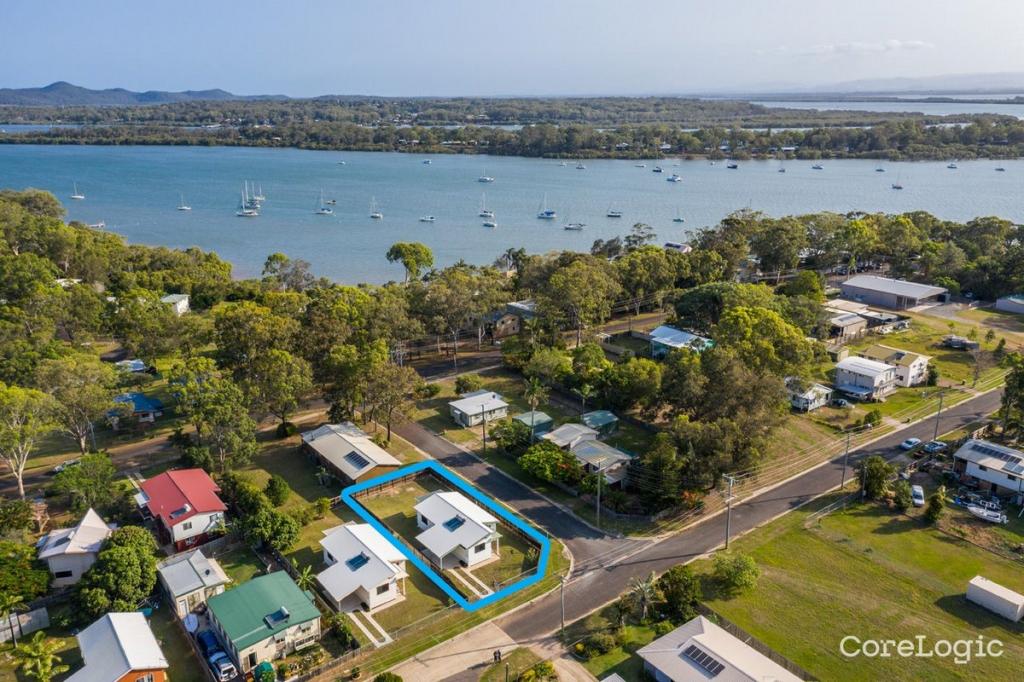 26 Crest Hvn, Lamb Island, QLD 4184