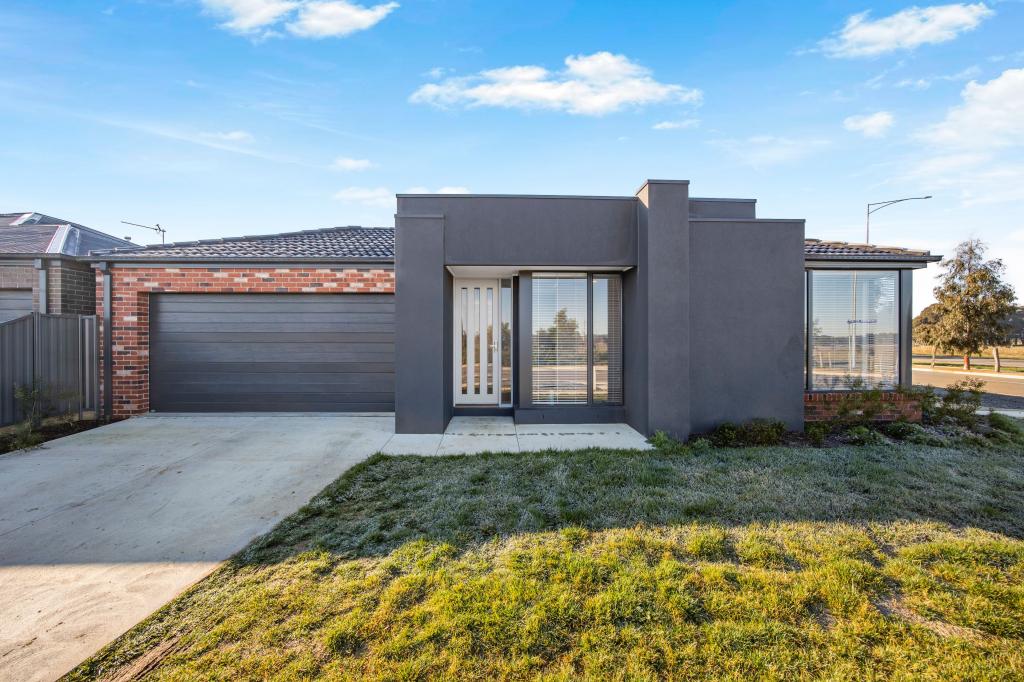 2 Thurling Pde, Lucas, VIC 3350