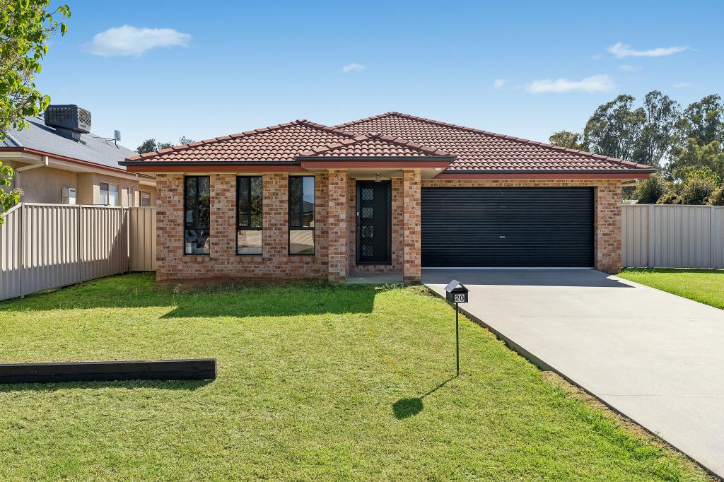 20 Golf Club Dr, Leeton, NSW 2705