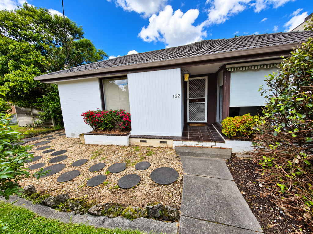 152 Mitcham Rd, Donvale, VIC 3111