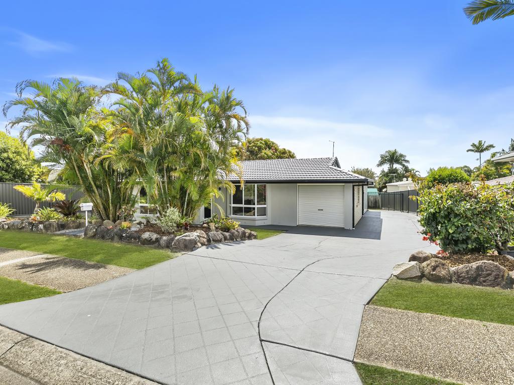 134 BESTMANN RD E, SANDSTONE POINT, QLD 4511