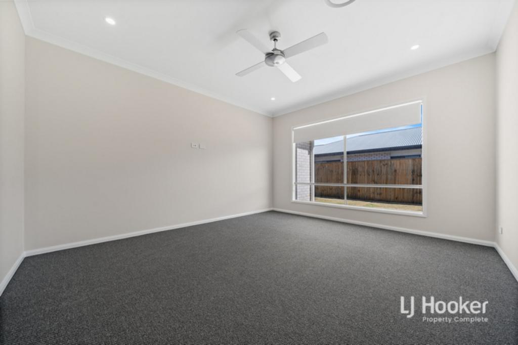 62 Snowdonia Cres, Yarrabilba, QLD 4207