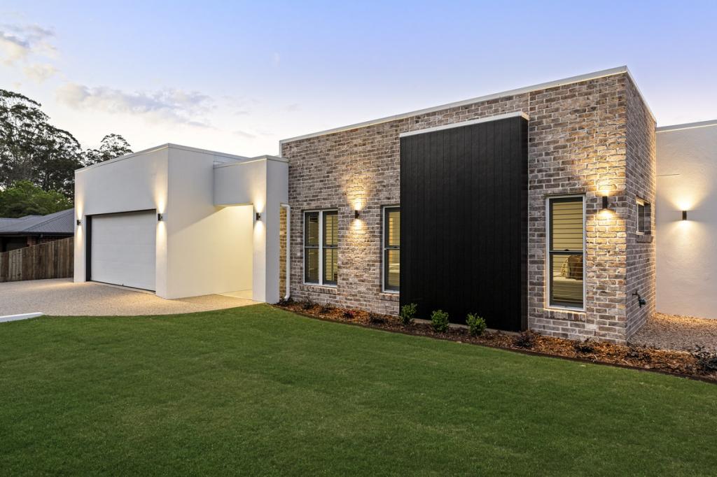 92 Reis Rd, Highfields, QLD 4352