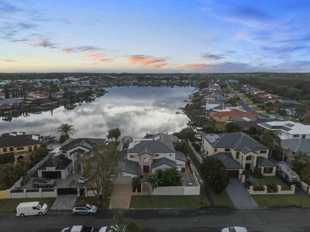 5 Westlake Ct, Helensvale, QLD 4212