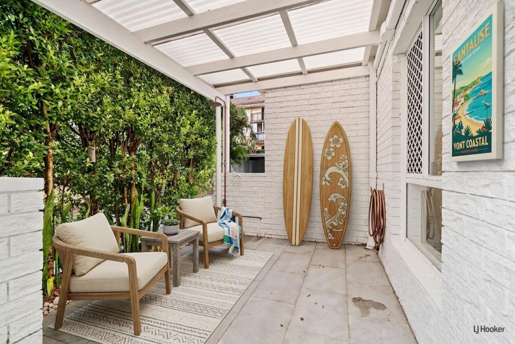 2/17 Molucca Ave, Palm Beach, QLD 4221