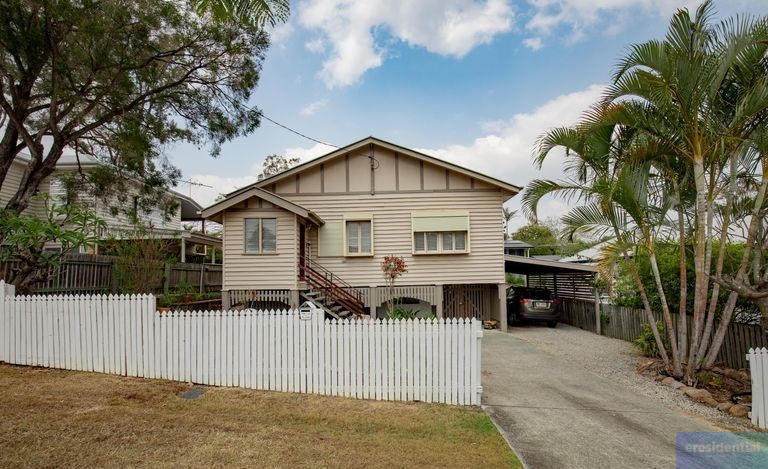 226 Kitchener Rd, Stafford Heights, QLD 4053