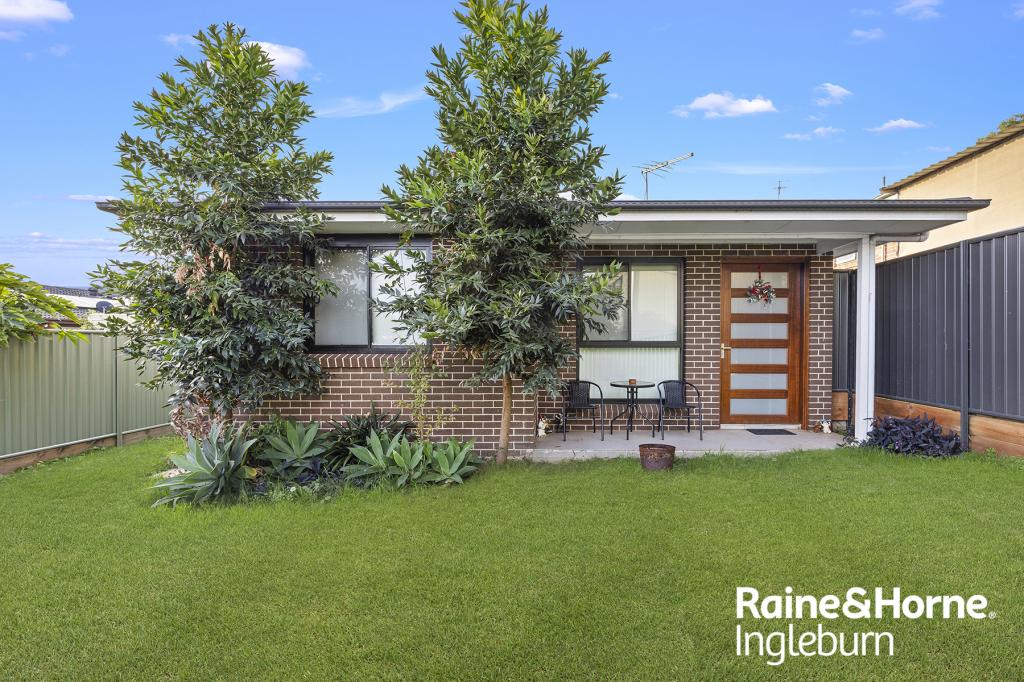 224 & 224a Eagleview Rd, Minto, NSW 2566
