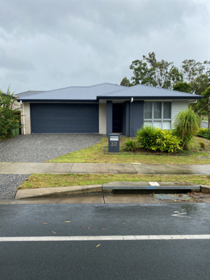 32 DARRAU AVE, YARRABILBA, QLD 4207