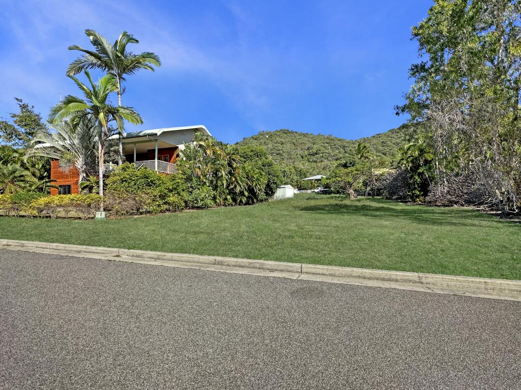 15 Bay Vista Ct, Horseshoe Bay, QLD 4819