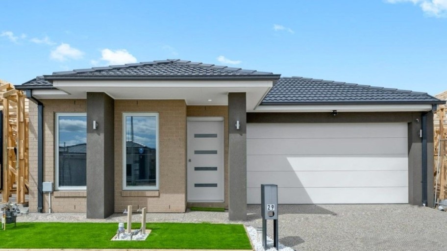 29 Tartan Dr, Clyde North, VIC 3978