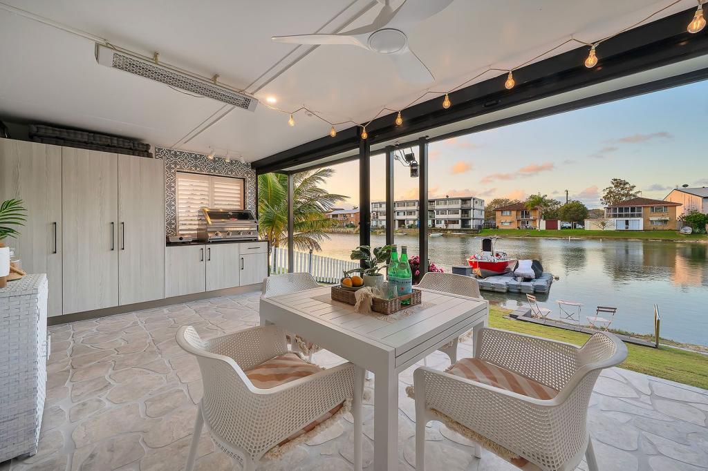 1/6 Akeringa Pl, Mooloolaba, QLD 4557