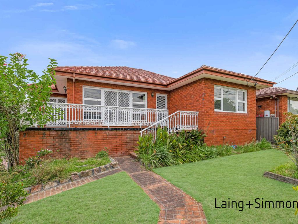 8 Mandoon Rd, Girraween, NSW 2145