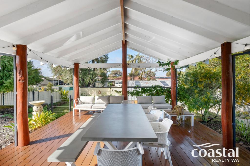 17 STUDZOR ST, WARNBRO, WA 6169