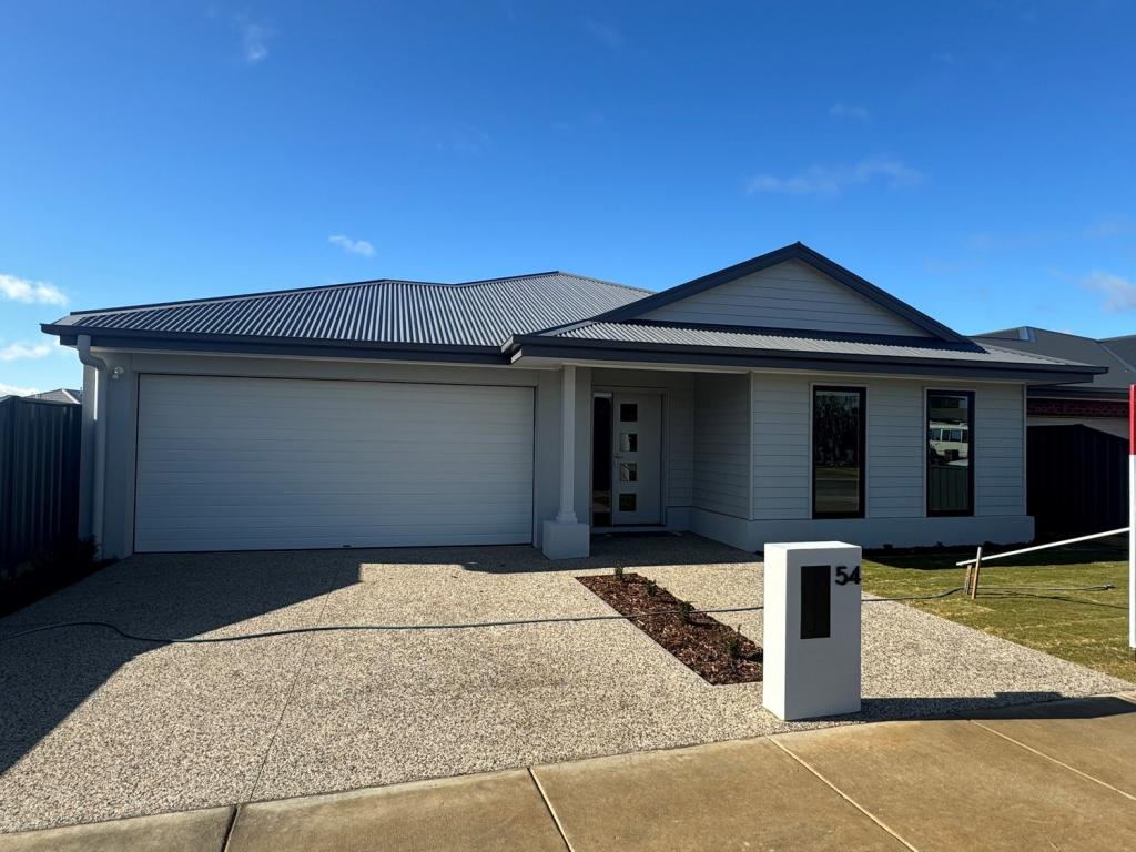 54 Harrison St, Maryborough, VIC 3465