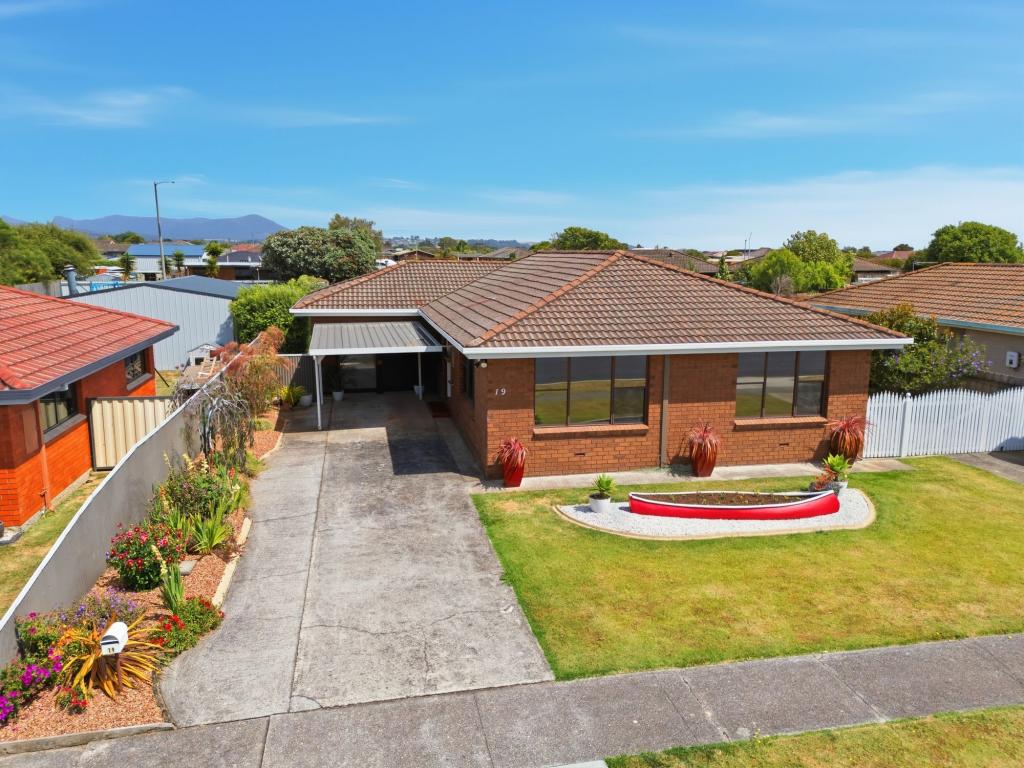 19 Cluan Cres, Ulverstone, TAS 7315