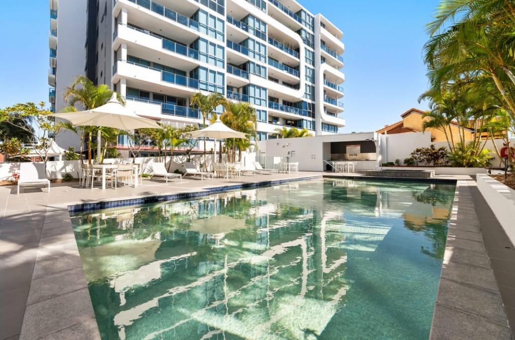818/19 Imperial Pde, Labrador, QLD 4215