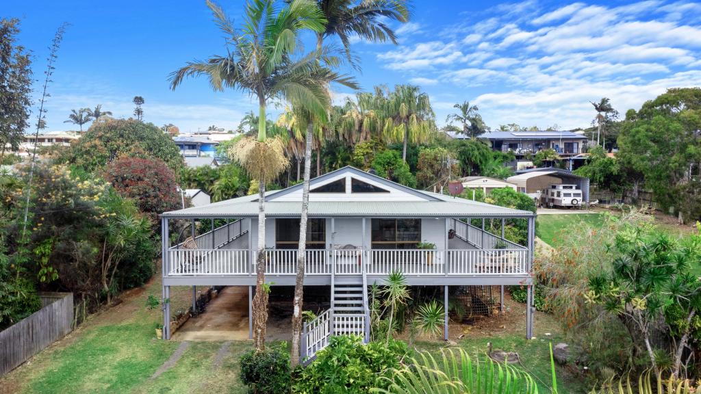 5 Crawford Dr, Dundowran, QLD 4655