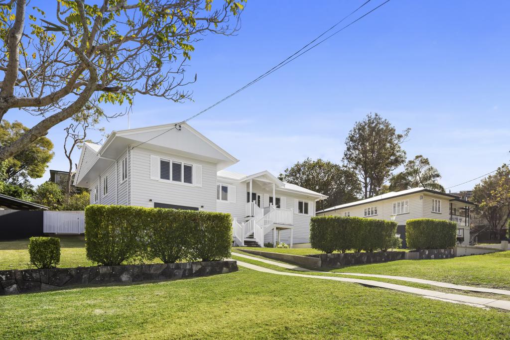 31 Burrowa St, Stafford, QLD 4053