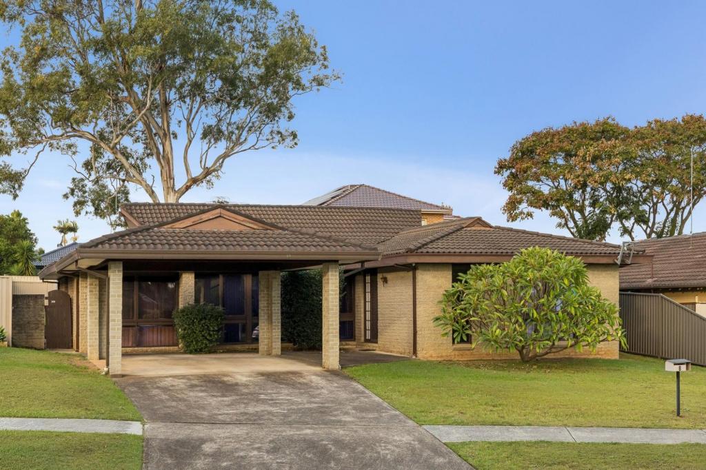 8 Renton Ave, Moorebank, NSW 2170