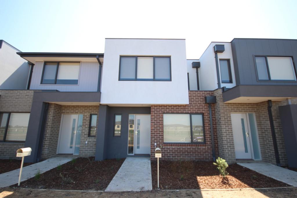 64 Baronial Way, Craigieburn, VIC 3064
