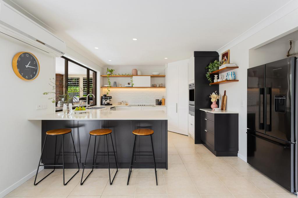 31 Balsa St, Elanora, QLD 4221