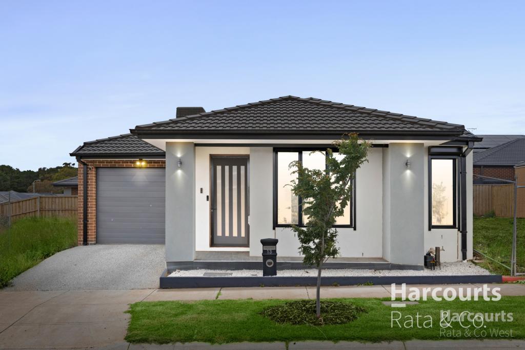 13 Koora Dr, Sunbury, VIC 3429