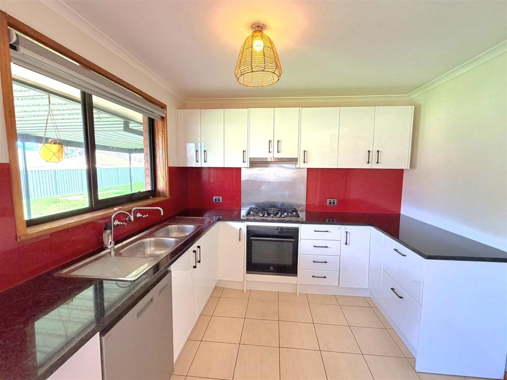 13 Pandora Ct, Modbury Heights, SA 5092