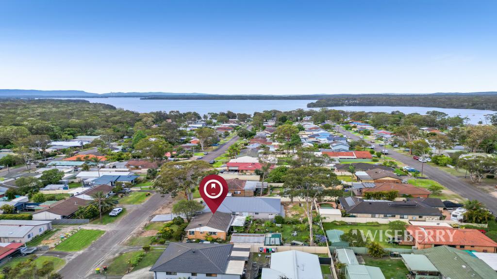 52 Leumeah Ave, Chain Valley Bay, NSW 2259