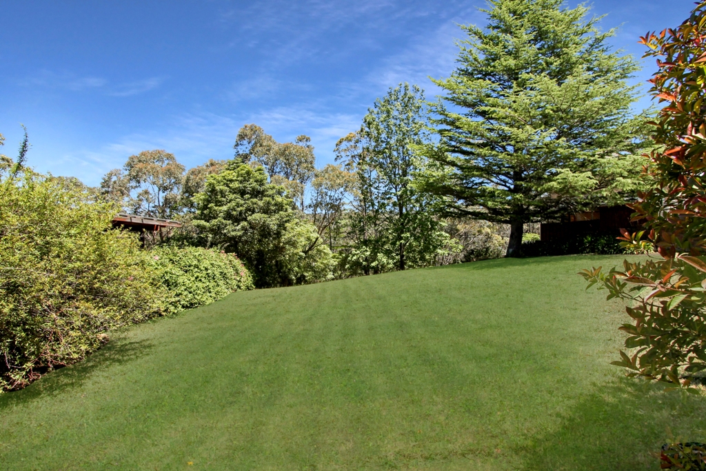 59 Boronia Rd, Bullaburra, NSW 2784