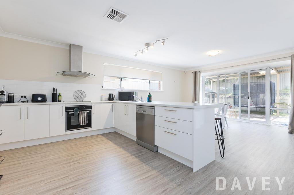 9 Timidon Pl, Duncraig, WA 6023