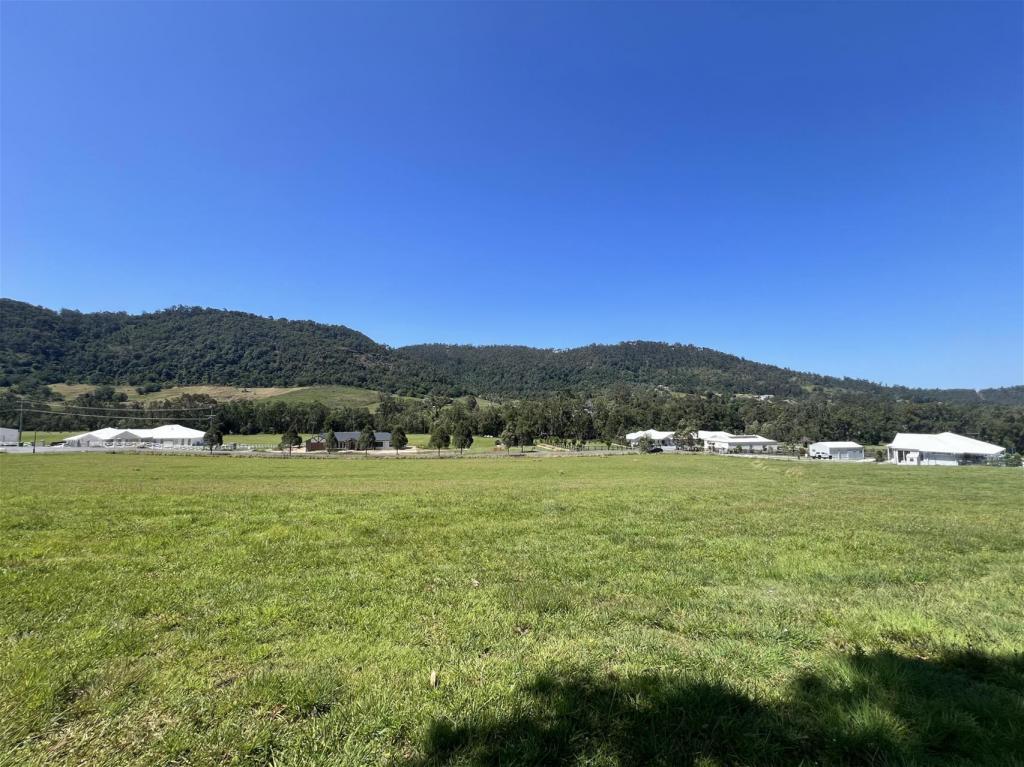 1 Clearwater Court Wongawallan, Wongawallan, QLD 4210