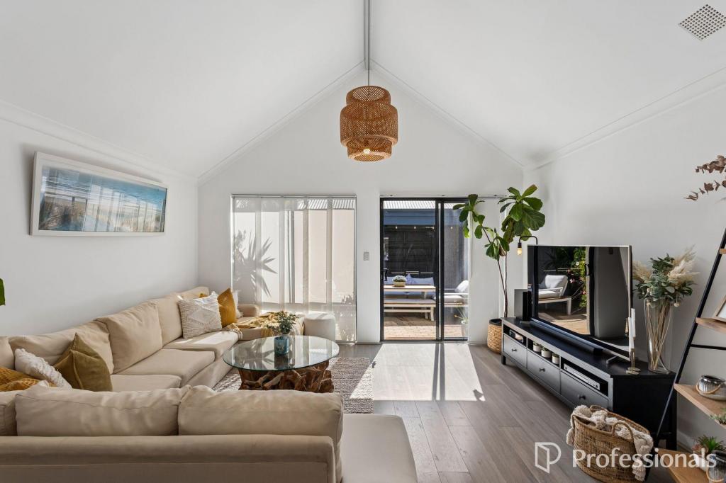 5b Moorgate Ct, Joondalup, WA 6027