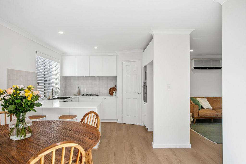 2/13 Langley Cres, Innaloo, WA 6018