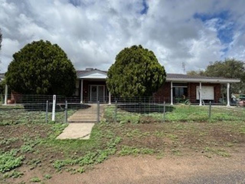 1 Delander Cres, Moree, NSW 2400