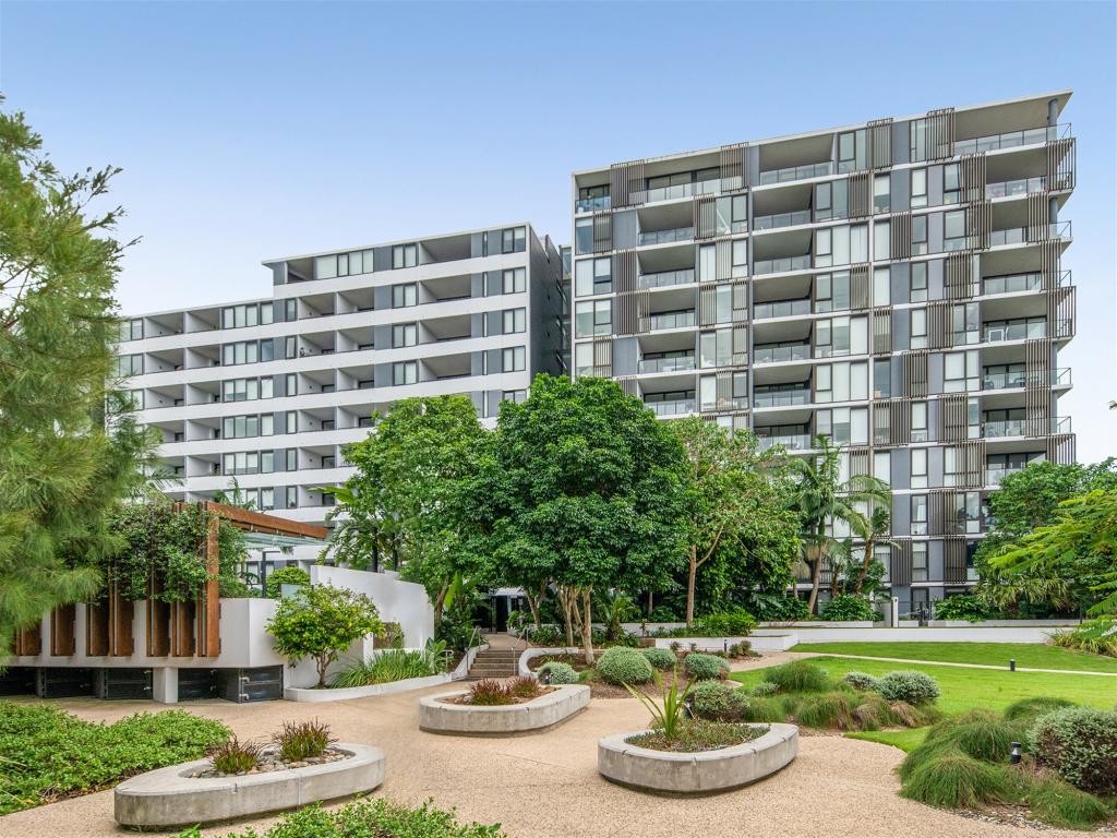 10714/320 Macarthur Ave, Hamilton, QLD 4007