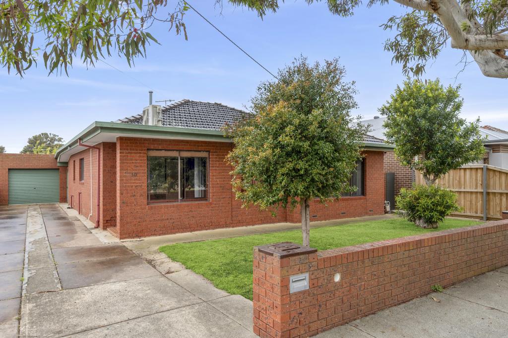 30 Willow Cres, Bell Park, VIC 3215