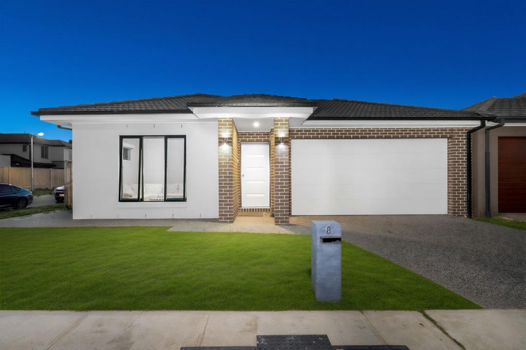 8 Scone St, Cranbourne East, VIC 3977