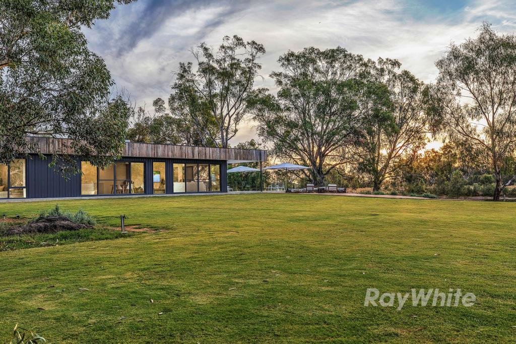 251 Fulham Rd, Torrumbarry, VIC 3562