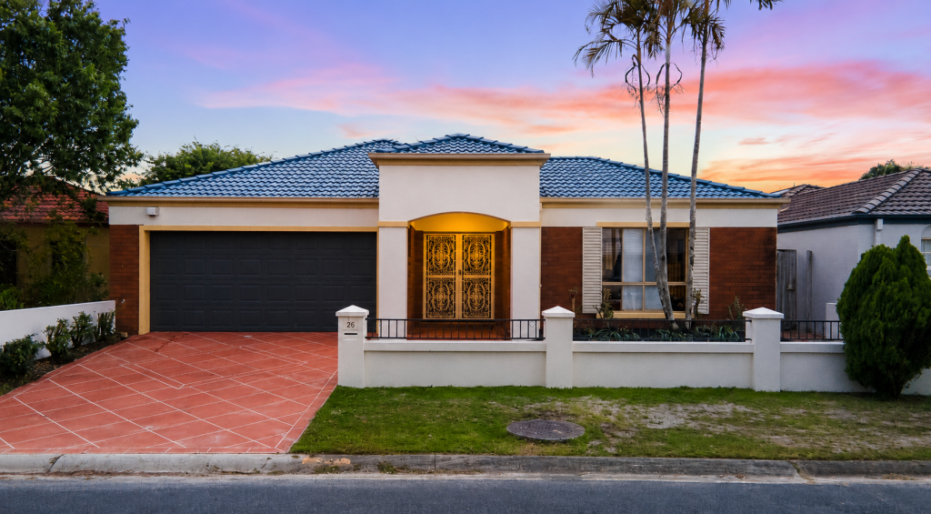 25 Gardendale Cres, Burleigh Waters, QLD 4220