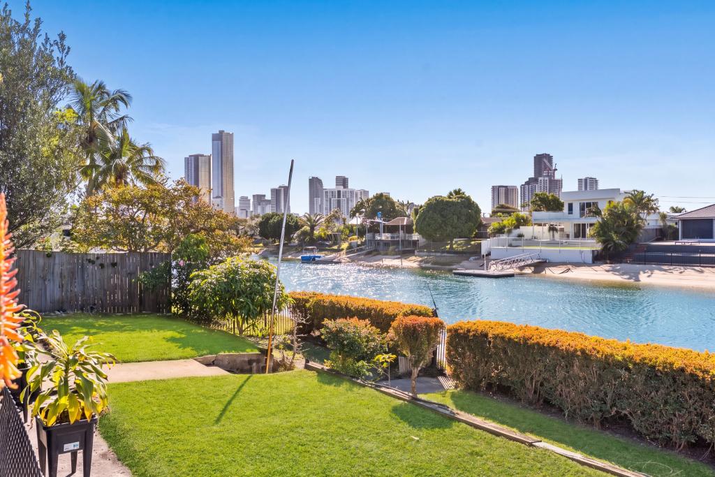 166 Sunshine Bvd, Mermaid Waters, QLD 4218