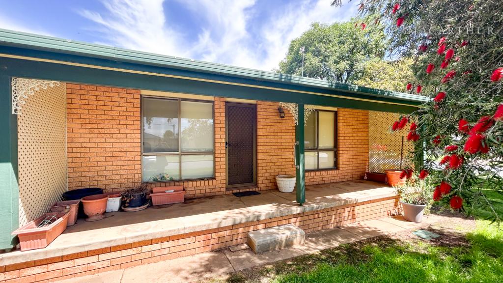 3/2 Swan St, Ashmont, NSW 2650