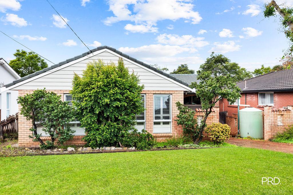 35 Wahroonga Rd, Winmalee, NSW 2777