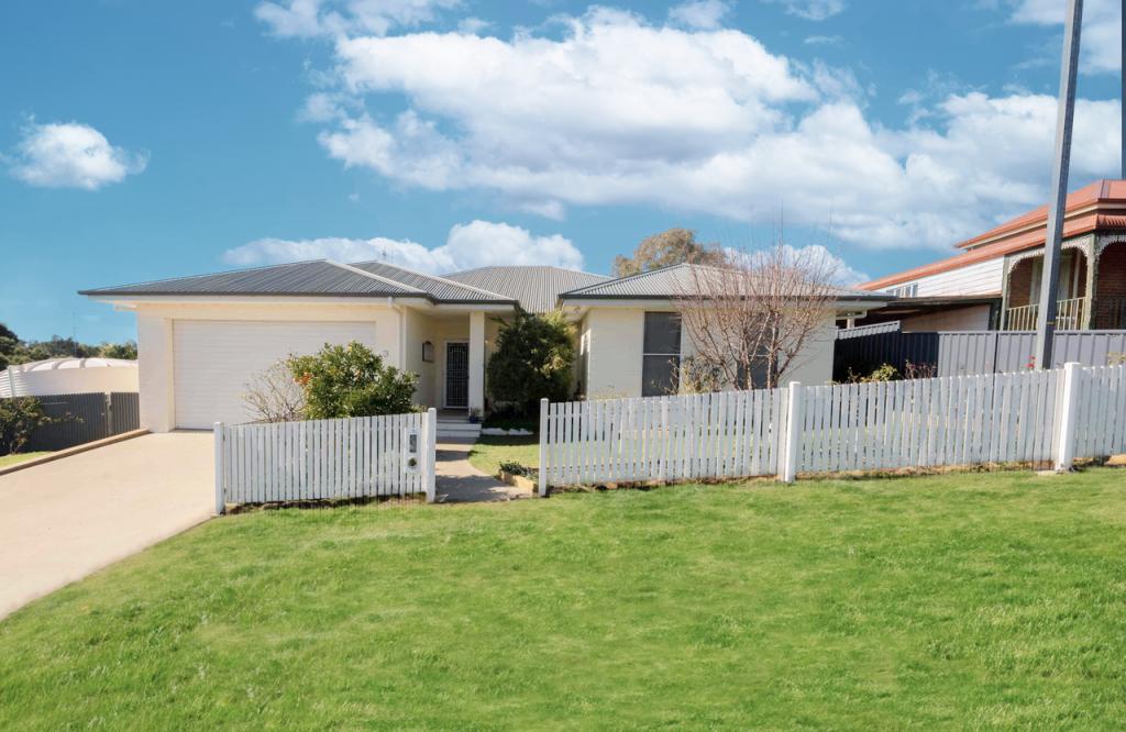 1-3 Park St, Parkes, NSW 2870