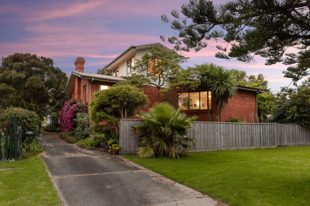 13 Walpole St, Cowes, VIC 3922