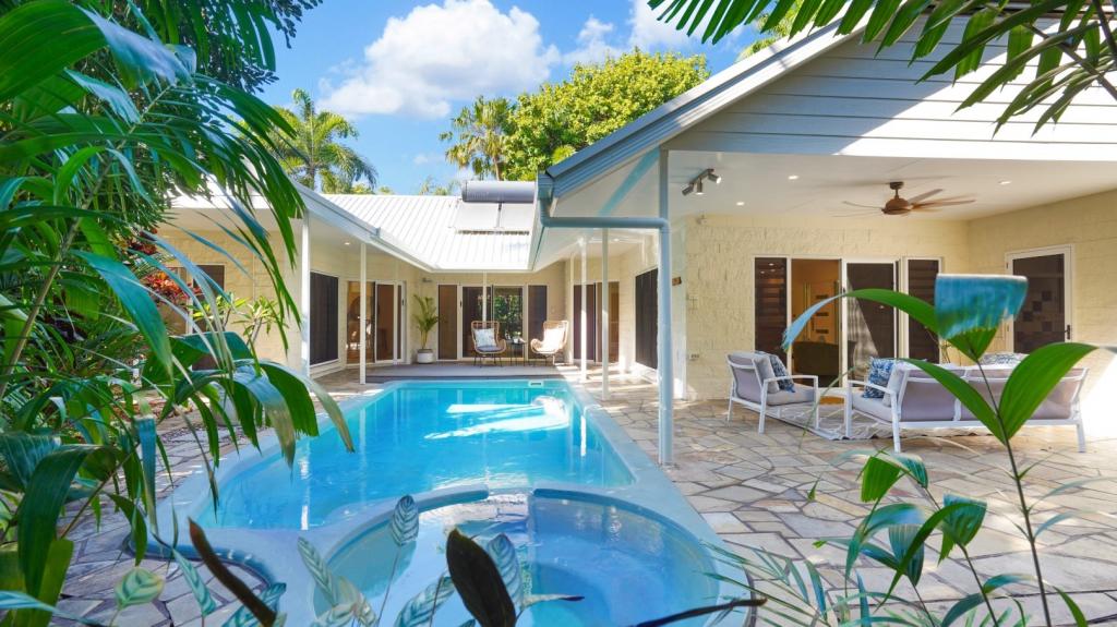 22 Martin Cres, Coconut Grove, NT 0810