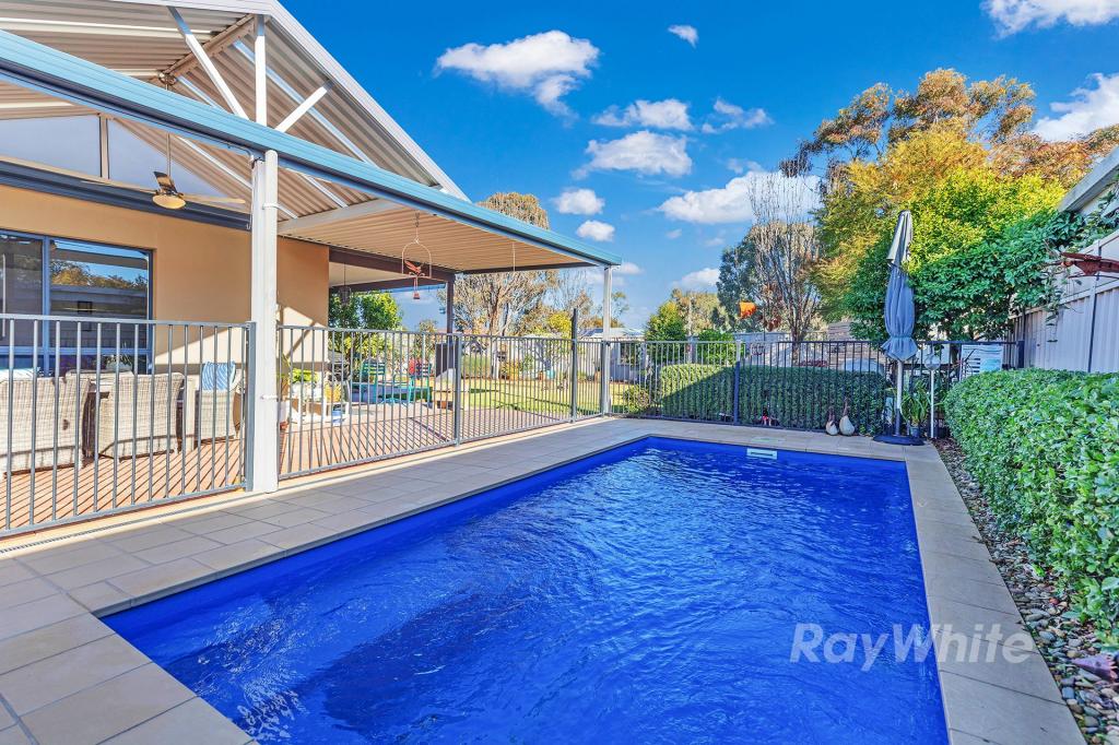 10 Queen St, Rochester, VIC 3561