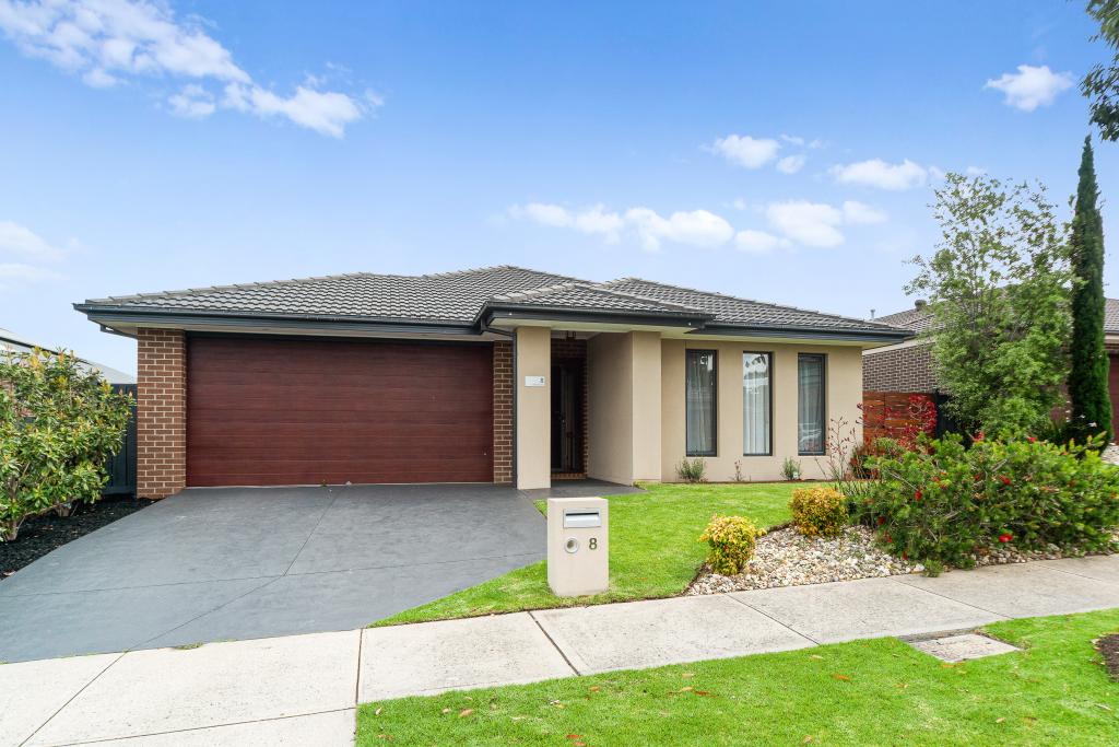 8 Canopy Gr, Cranbourne East, VIC 3977