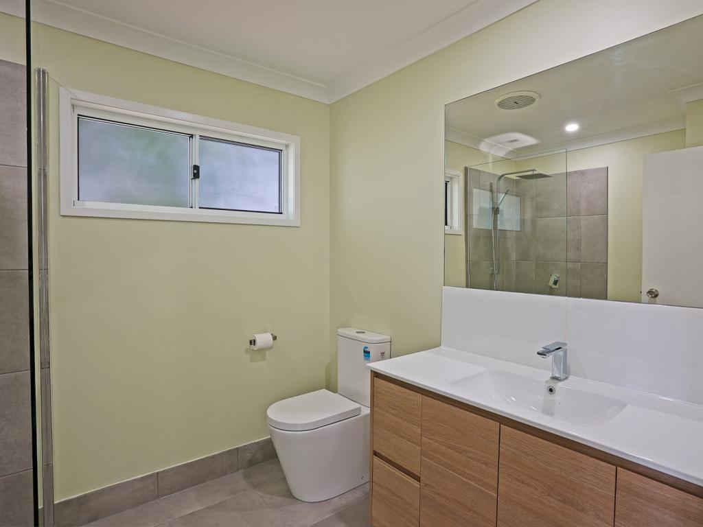 8 Snelham St, Rosslea, QLD 4812