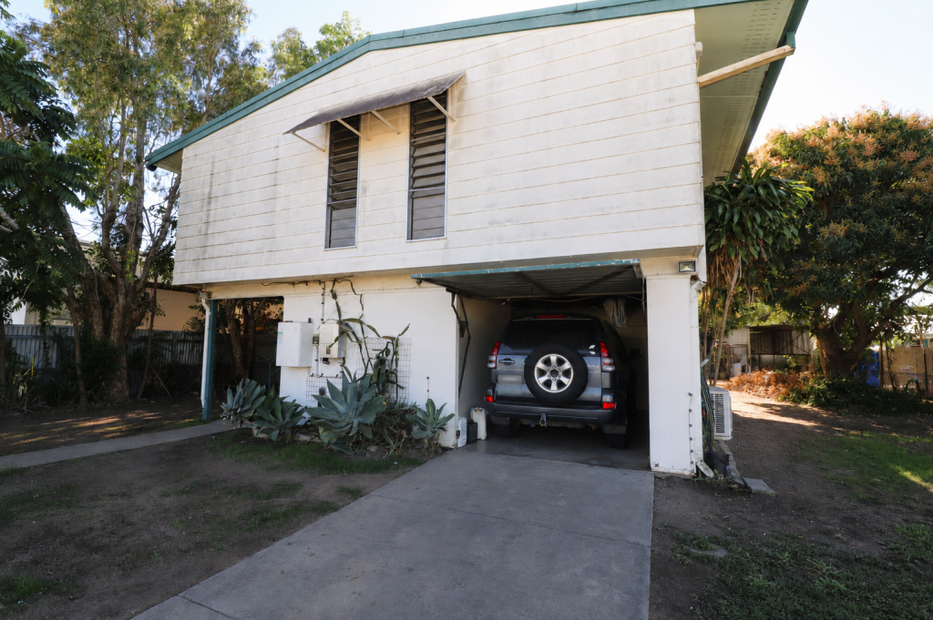 4 Palm Ct, Ayr, QLD 4807