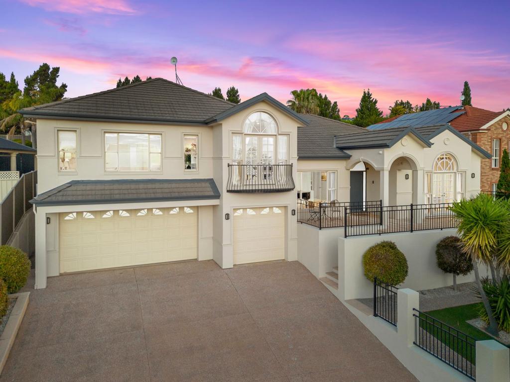 24 Lipson Reach Rd, Gulfview Heights, SA 5096